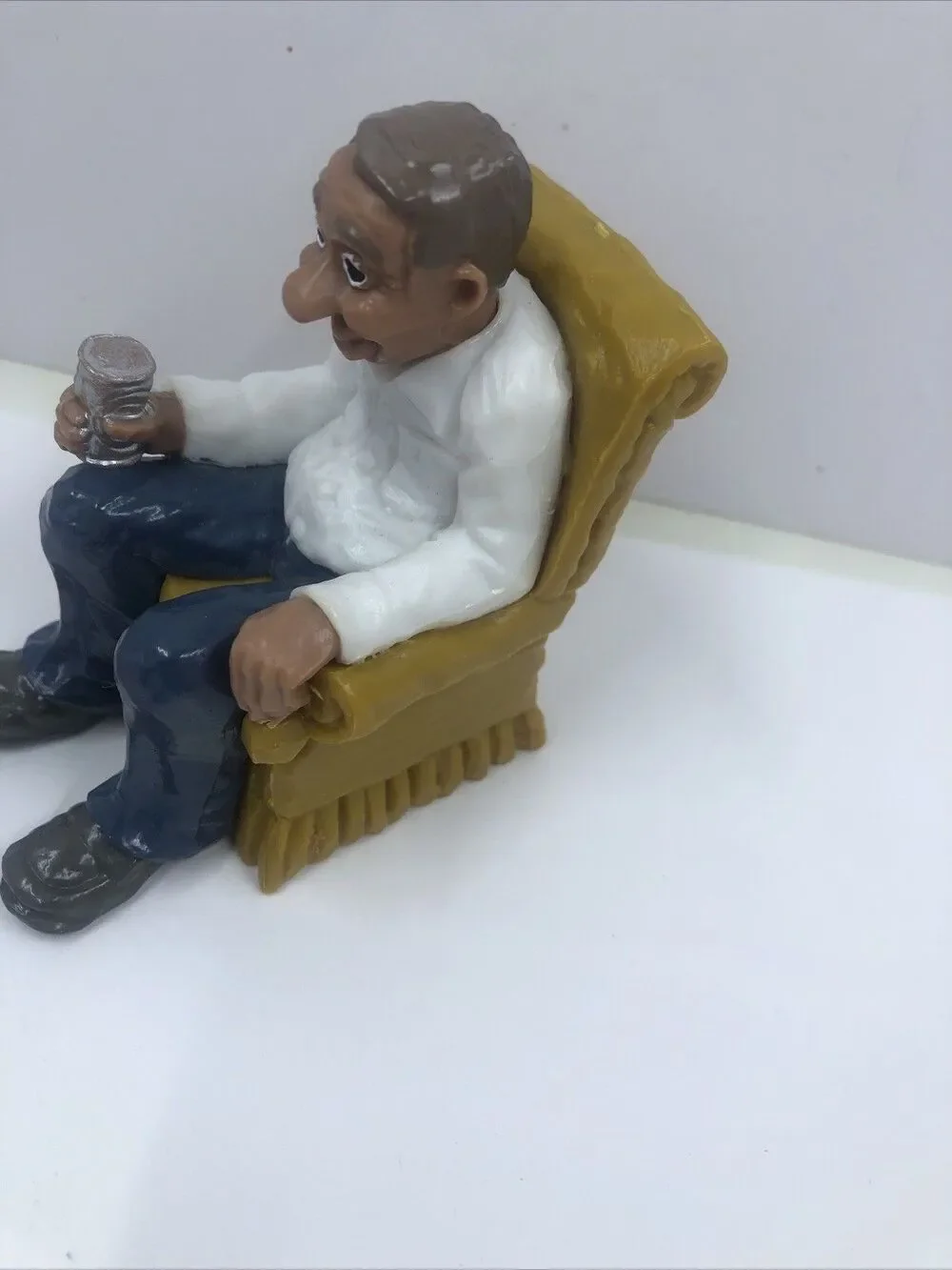 Vtg 1979 Wilton Cake Topper Dollhouse Retirement Old Man Chair Watching TV